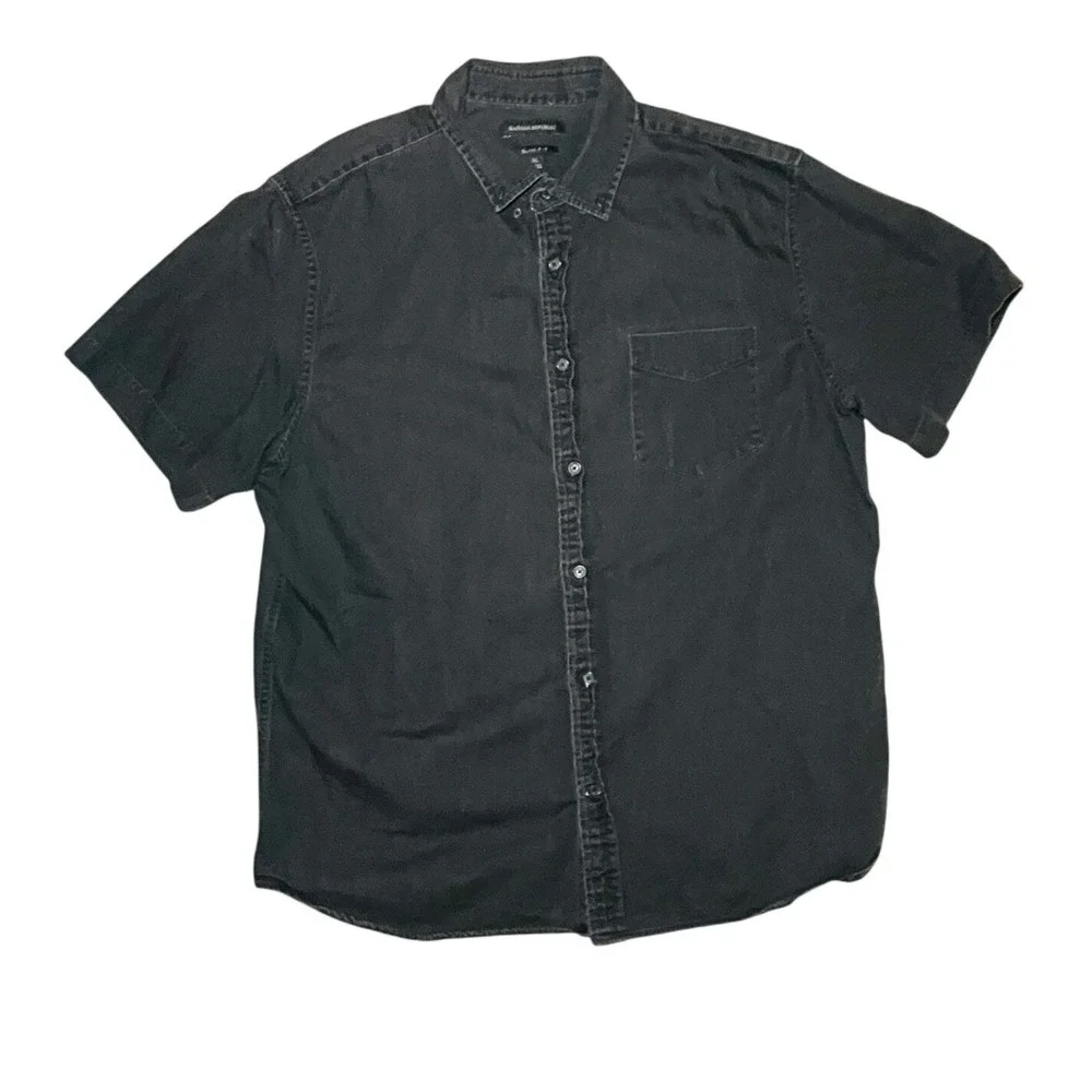 Banana Republic Shirt Mens XL Slim Fit Black Short Sleeve Button Front Cotton